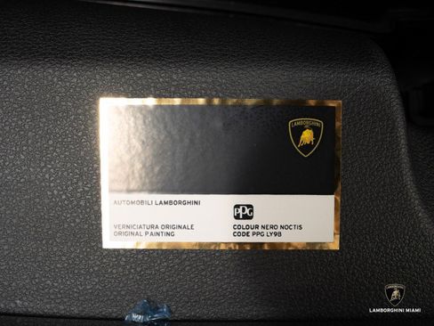 Used 2024 Lamborghini Urus S image 5