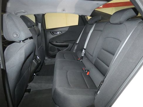Used 2024 Chevrolet Malibu LT image 21