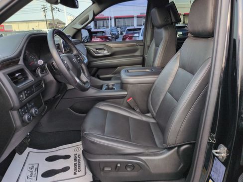 Used 2021 Chevrolet Tahoe Z71 w/ Rear Media and Nav Package AWD/4WD image 9