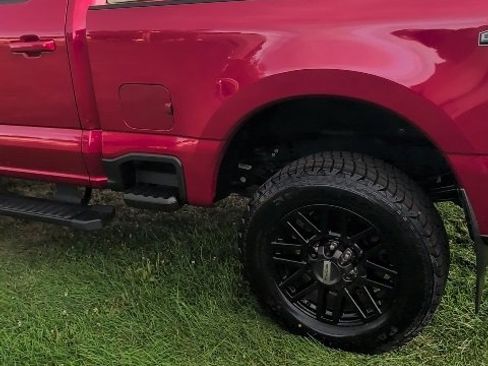 Used 2024 Ford F250 XLT w/ Black Appearance Package image 11