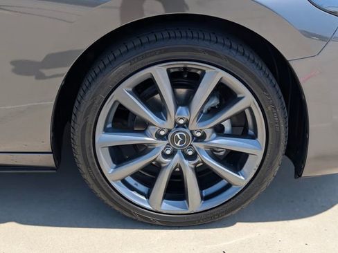 Used 2022 MAZDA MAZDA3 s FWD image 10