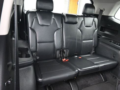 Used 2022 Kia Telluride S image 48