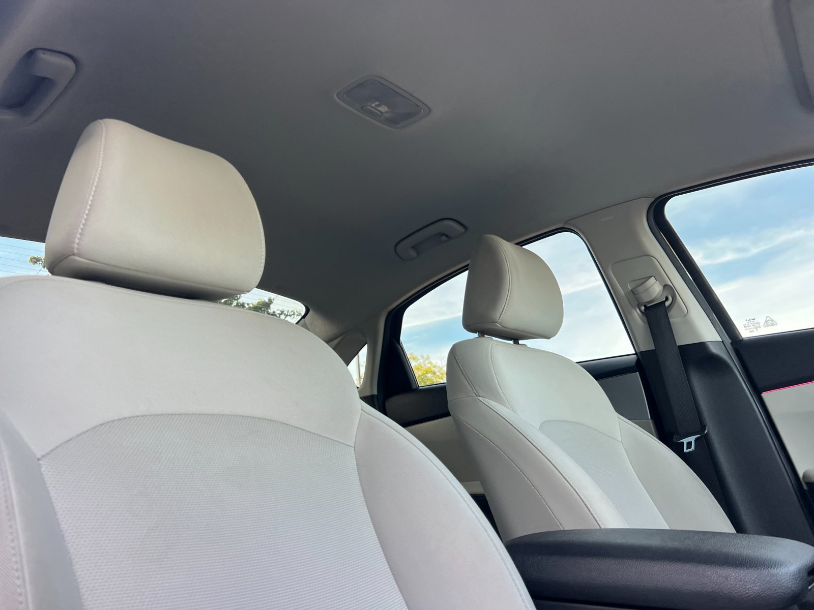 Used 2023 Kia Forte LXS w/ LXS Technology Package FWD image 15