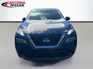Used 2023 Nissan Rogue SV video 2