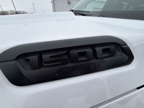 Used 2025 RAM 1500 Big Horn AWD/4WD image 35
