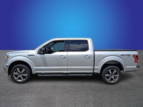 Used 2017 Ford F150 XLT w/ Equipment Group 302A Luxury AWD/4WD image 7