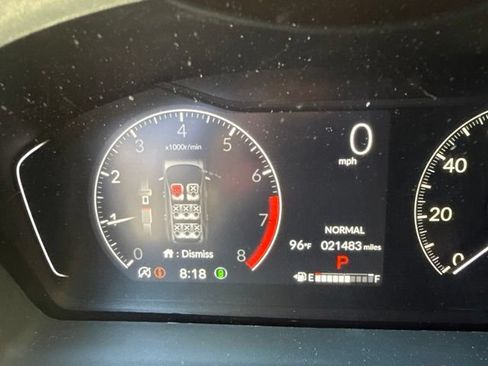 Used 2024 Honda Pilot Touring image 14