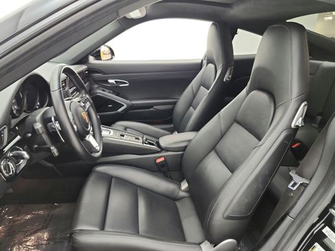 Used 2019 Porsche 911 Carrera 4S AWD/4WD image 15