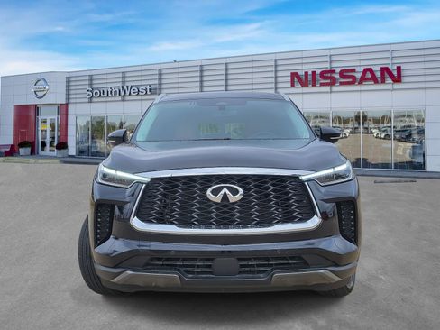 Used 2023 INFINITI QX60 Sensory w/ Vision Package image 10