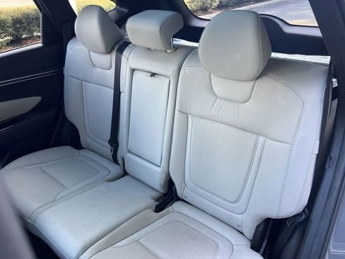 Used 2024 Hyundai Tucson Limited image 25