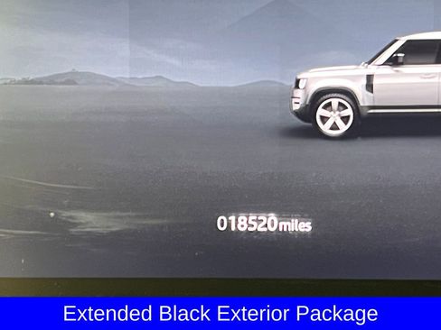 Used 2024 Land Rover Defender 110 X-Dynamic SE AWD/4WD image 2