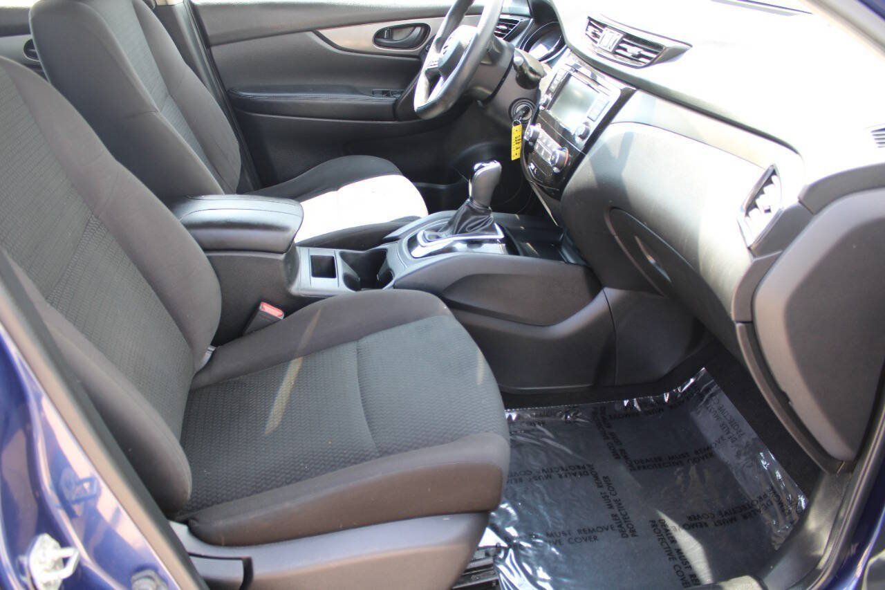 Used 2019 Nissan Rogue Sport S FWD image 8