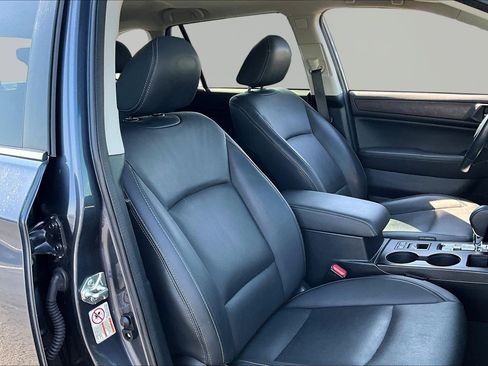 Used 2017 Subaru Outback 2.5i Limited image 29