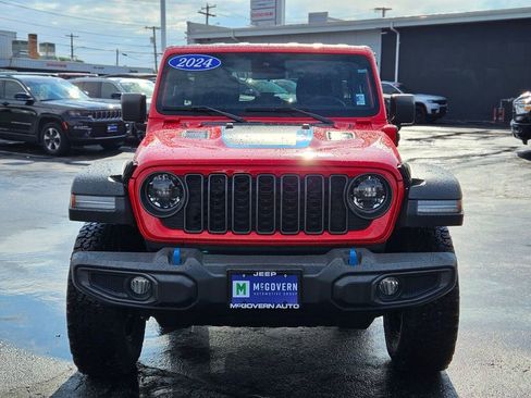 Used 2024 Jeep Wrangler Unlimited Rubicon 4xe image 8