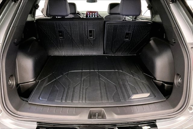 Used 2024 Chevrolet Blazer RS w/ LPO, Floor Liner Package FWD image 40