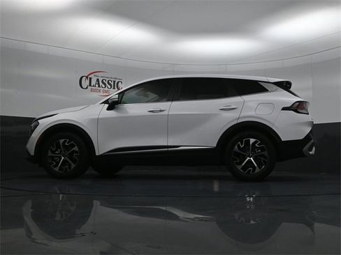 Used 2024 Kia Sportage EX image 26