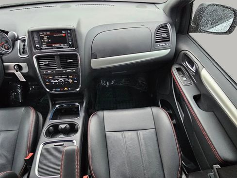 Used 2016 Dodge Grand Caravan R/T w/ Safety Sphere Group image 4