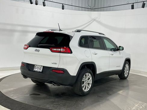 Used 2014 Jeep Cherokee Latitude image 11