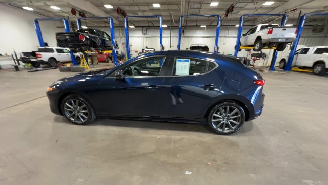 Used 2023 MAZDA MAZDA3 s FWD image 7