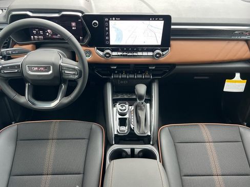 New 2026 GMC Canyon AT4 image 10