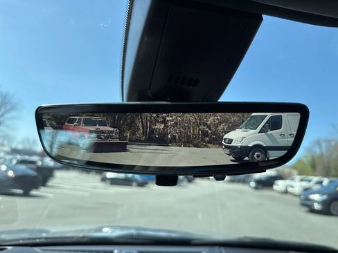 Used 2023 Cadillac XT6 Premium Luxury w/ Technology Package image 39