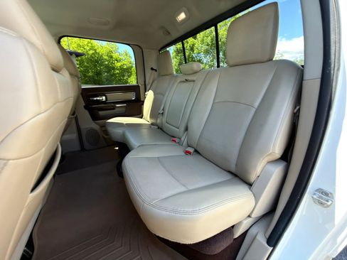 Used 2013 RAM 2500 Laramie w/ Convenience Group AWD/4WD image 25