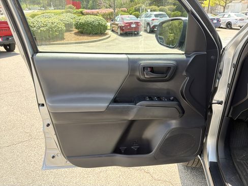 Certified 2022 Toyota Tacoma SR image 20