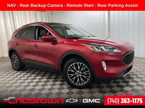Used 2021 Ford Escape SEL w/ Technology Package FWD image 1