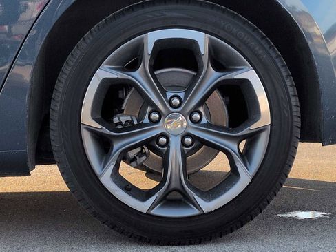 Used 2024 Chevrolet Malibu LT FWD image 14