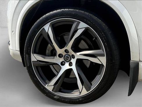 Used 2021 Volvo XC90 T6 Inscription w/ Lounge Package AWD/4WD image 10