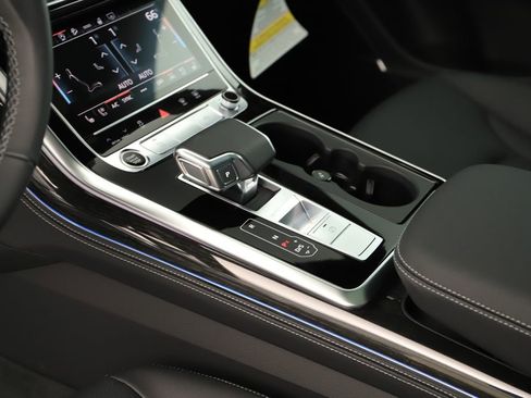 New 2026 Audi Q8 Premium Plus image 17