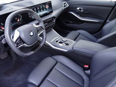 Certified 2025 BMW 330i Sedan RWD image 6