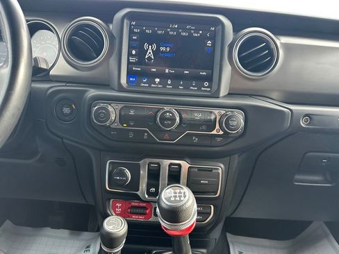 Used 2020 Jeep Wrangler Rubicon image 15