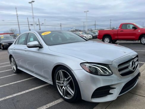 Used 2017 Mercedes-Benz E 300 4MATIC image 12