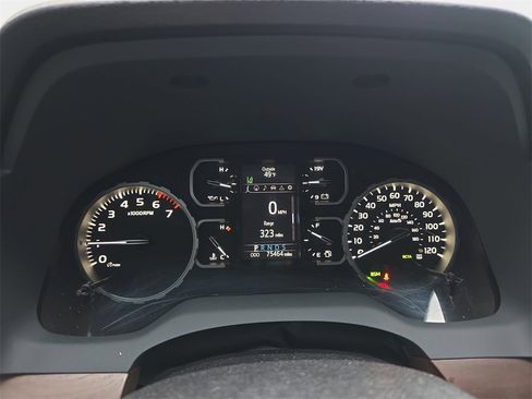 Used 2021 Toyota Tundra Limited image 20