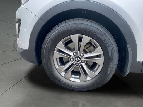 Used 2014 Hyundai Santa Fe Sport w/ Popular Equipment Package 02 FWD image 2