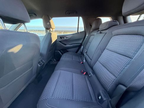 Used 2025 Chevrolet Equinox LT image 23