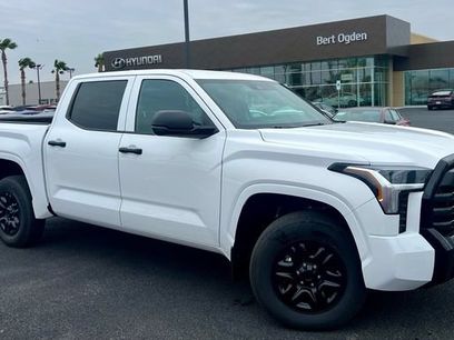 Used 2025 Toyota Tundra SR w/ SR Tow Package