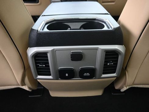 Used 2019 Ford F350 Lariat w/ Lariat Ultimate Package AWD/4WD image 29