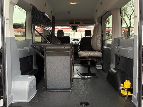 Used 2019 Ford Transit 150 XLT image 39