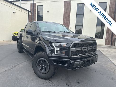 Used 2018 Ford F150 Raptor w/ Equipment Group 802A Luxury image 1