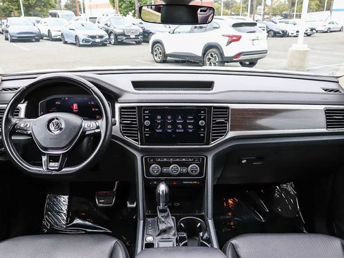 Used 2019 Volkswagen Atlas SEL R-Line FWD image 16