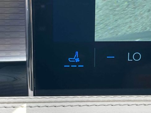 New 2025 Lincoln Corsair FWD w/ Equipment Group 101A image 24