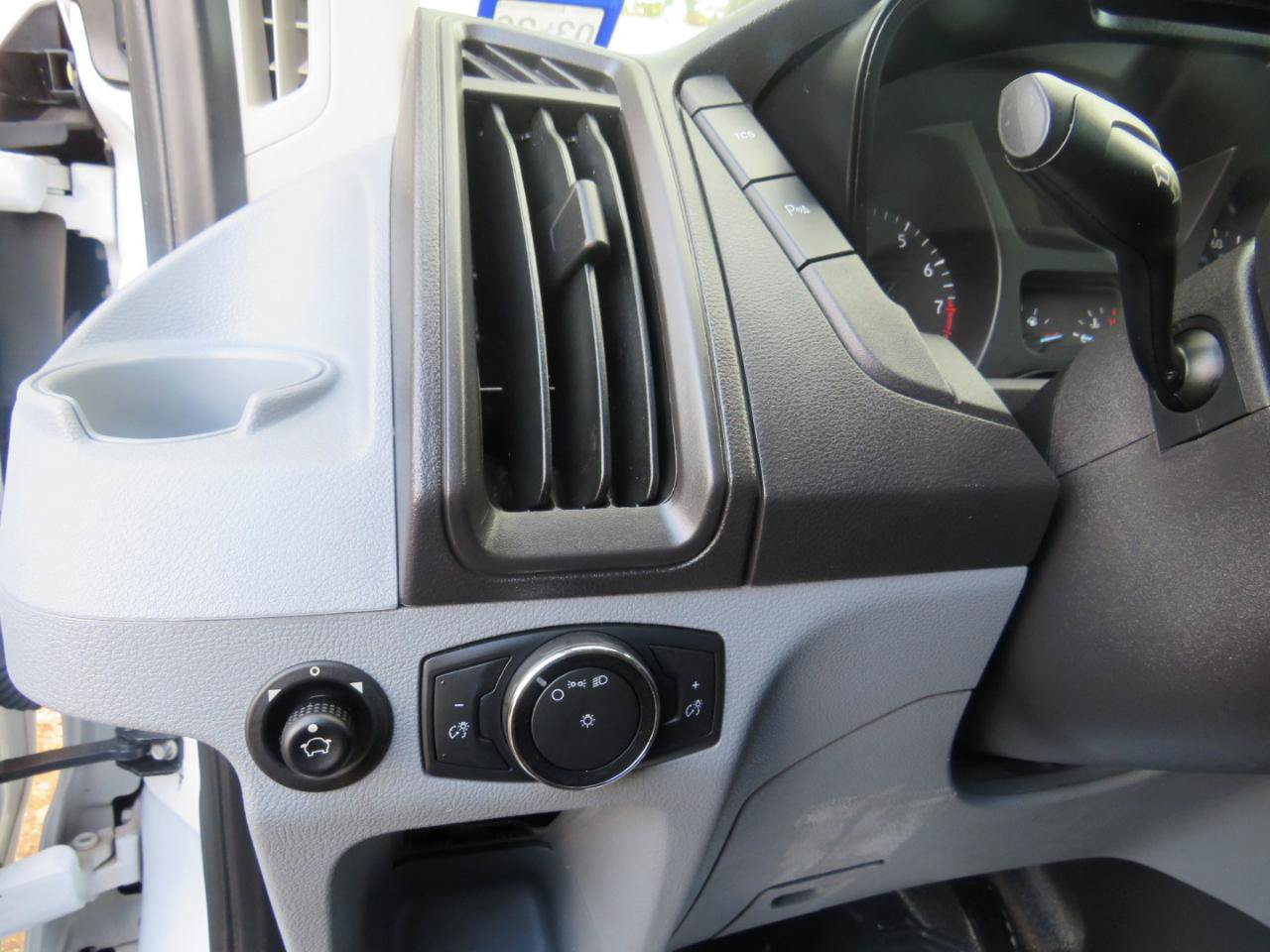 Used 2017 Ford Transit 250 130 Medium Roof RWD image 20