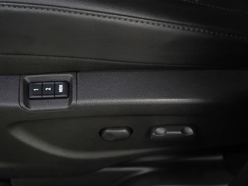 Used 2019 Buick Encore Essence w/ Experience Buick Package image 23