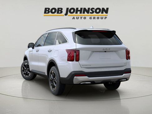 New 2026 Kia Sorento S AWD/4WD image 4