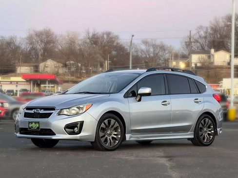Used 2012 Subaru Impreza 2.0i Sport Premium image 3