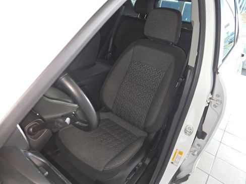 Used 2023 Chevrolet Equinox LT AWD/4WD image 11