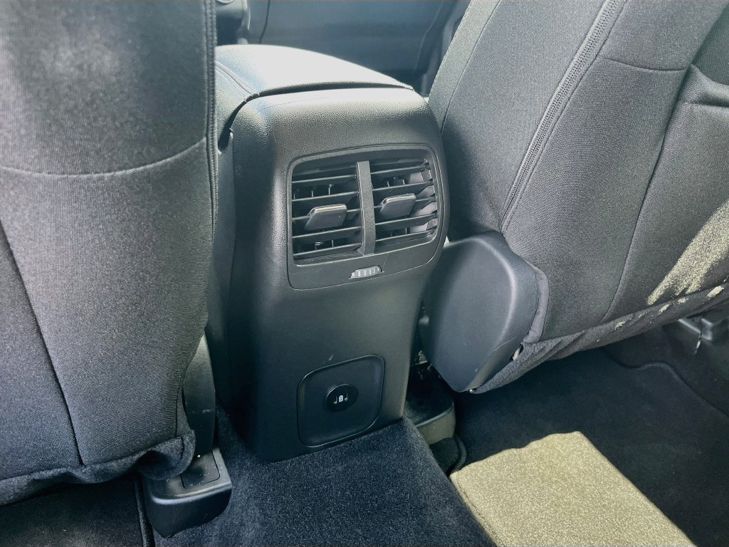 Used 2025 Ford Escape Active w/ Cold Weather Package FWD image 24