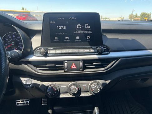 Used 2020 Kia Forte GT FWD image 10